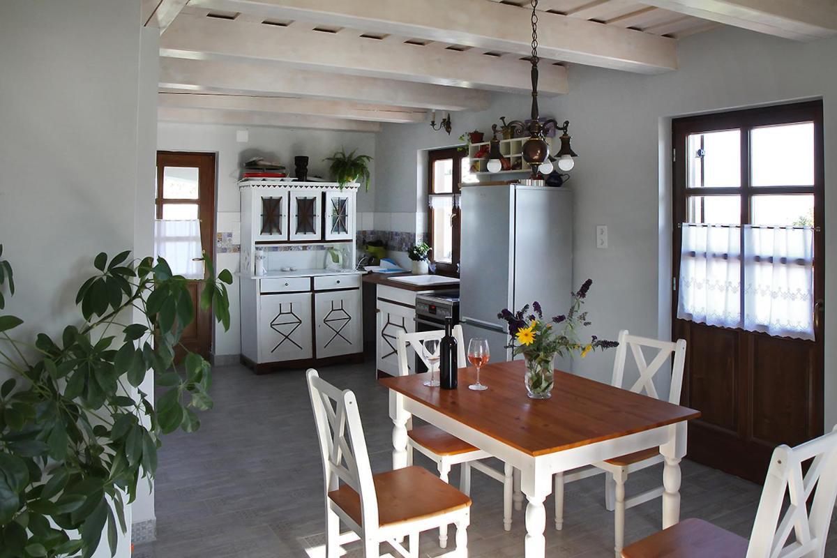 Villa Casa Beata à Lesencetomaj Extérieur photo