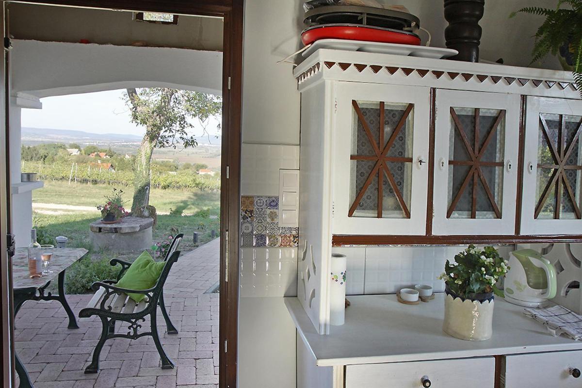 Villa Casa Beata à Lesencetomaj Extérieur photo